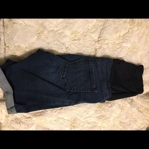 Maternity Bermuda shorts